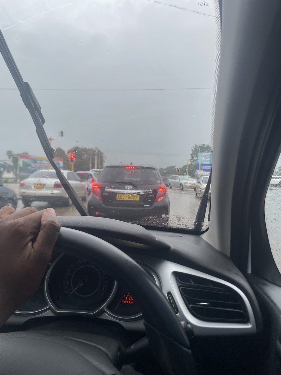 Sheislulu2's tweet image. All this for a salary ? 😂I should be home sleeping 🥹I am just a girl please