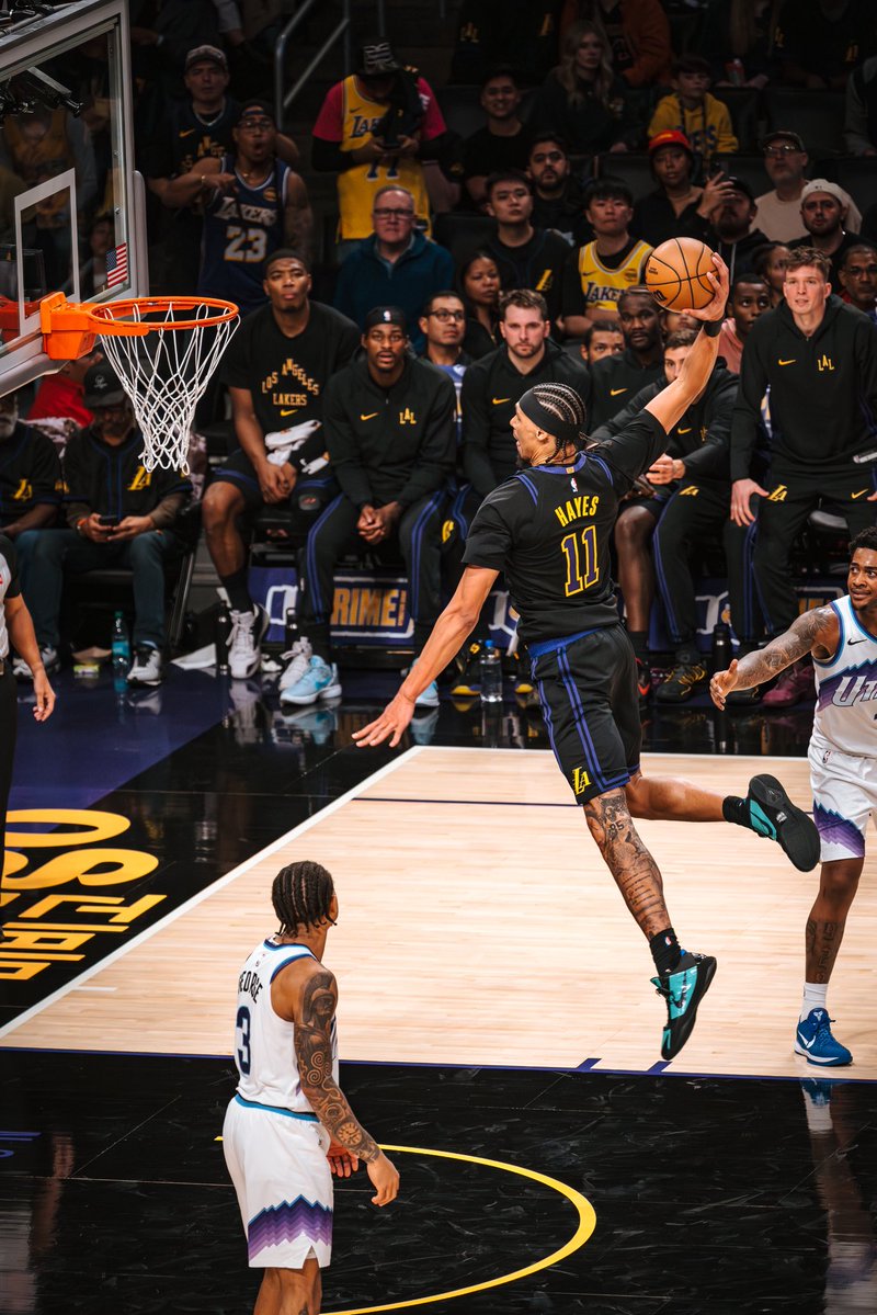 cryptocomarena's tweet image. 23 looks good on you @KingJames 🤩💜

LeBron James returned to the court for his 23rd season and the Lakers took the W. 

📸 @ariel_goldberg_ / Crypto.com Arena Photos