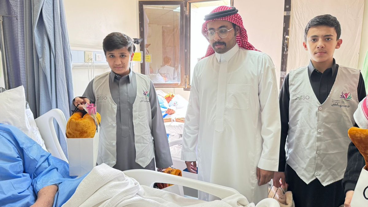 قامت جمعية التنمية الأهلية بطريف بزيارة للمنوّمين في مشفى الأسياح العام، سائلين الله لهم الشفاء العاجل، ومؤكدة دورها الإنساني في دعم المرضى وتعزيز روح المبادرة المجتمعية
#المركز_الوطني_للقطاع_غير_الربحي 
<a href="/ClusterQassim/">تجمع القصيم الصحي</a>