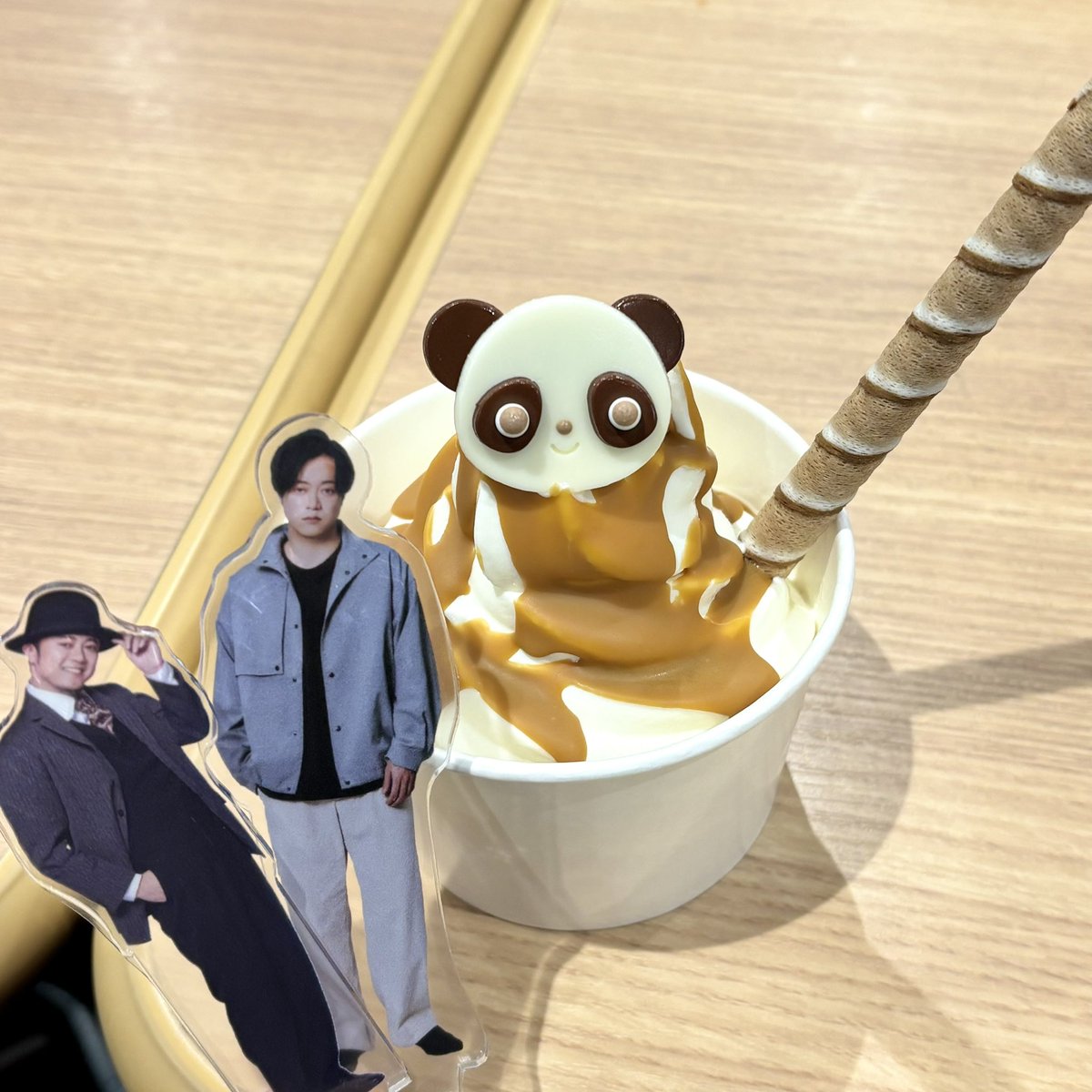 アイス大好き♡パンダ これはお弁当を見せつけられるかみか〜さん&パンダまん🐼と、パンダ