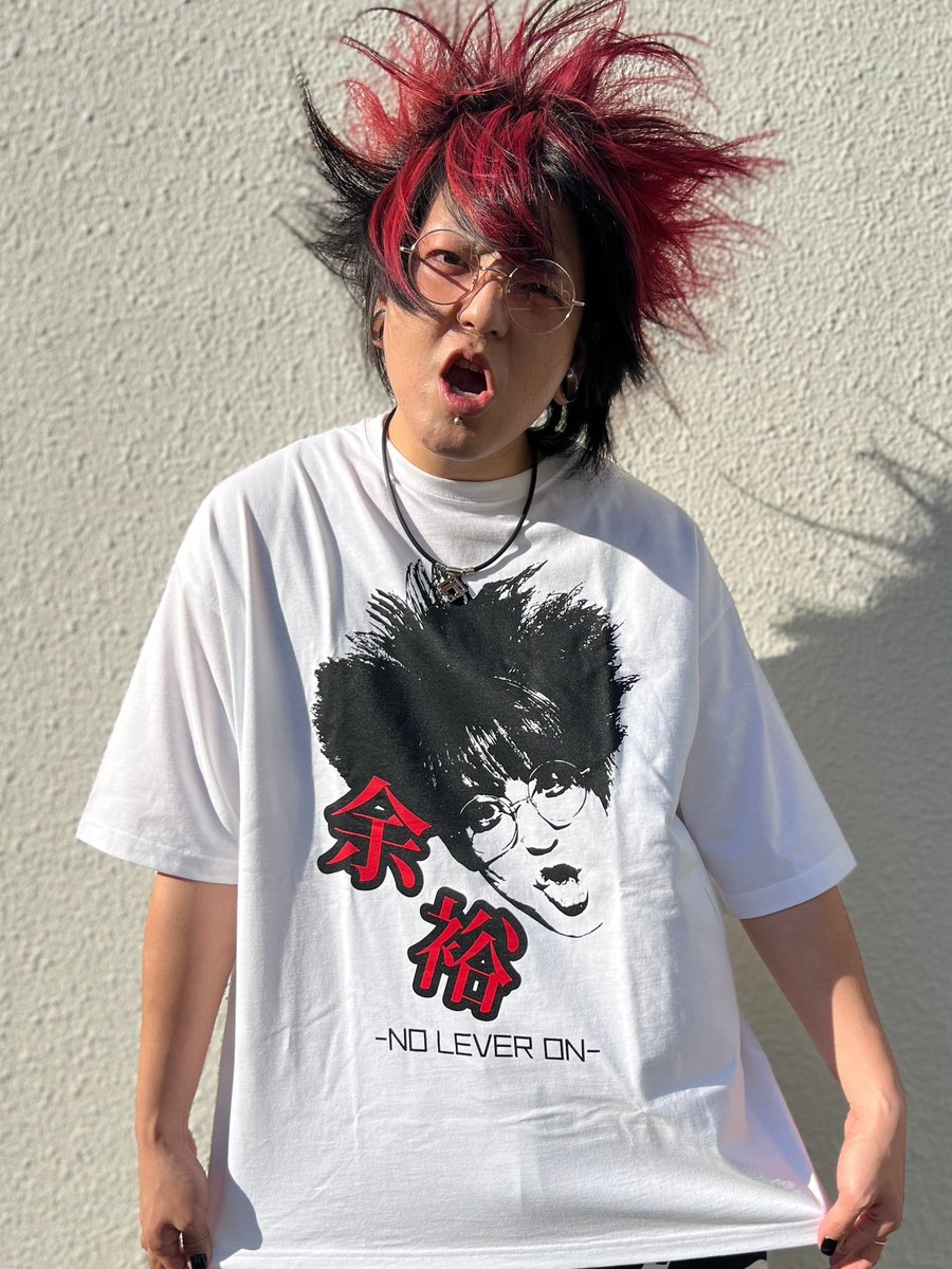 🔥🔥本日20:00再販🔥🔥】 本日20:00より数量限定で 『余裕のTシャツ
