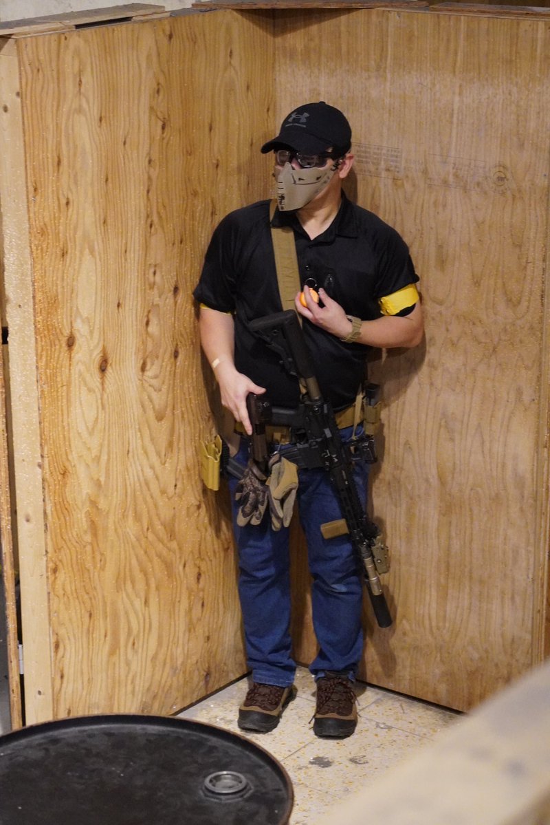 ブラフォ1部お疲れさまでした！

サプレッサー運用久し振りでしたがやはり長いてっぽーはいいじぇ。

カチカチカウンター戦押しすぎて指が震えておりますw

満足感高かった!!

#BLKFOX
#サバゲーやりますか
#サバゲー
#サバイバルゲーム
#ブラフォ