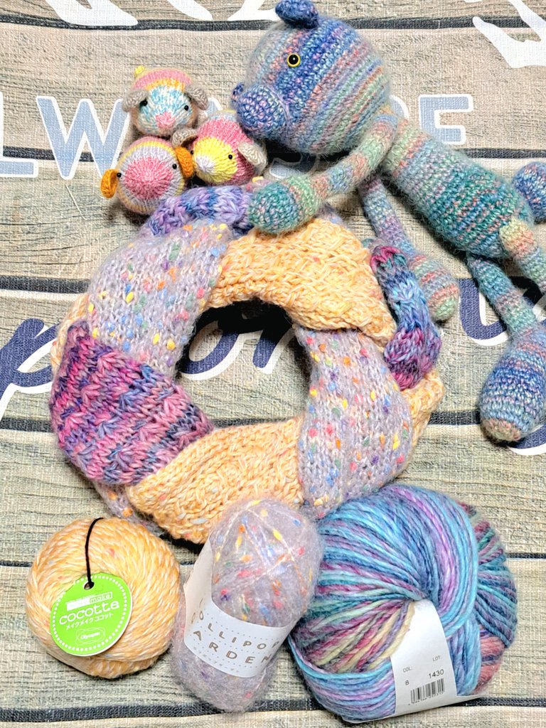 netarou_amuamu's tweet image. 三つ編みスヌード2号機完成🌱 ᐕ)ﾉ
模様編み有りも無しもいい感じ✨
首元暖かいし解けないしなんてったって着脱楽ちんだし、ミニサイズでkids用も善きだよね( *´艸`)♥
ご要望あれば簡単メモ作る🫶︎ﾃﾞｽ