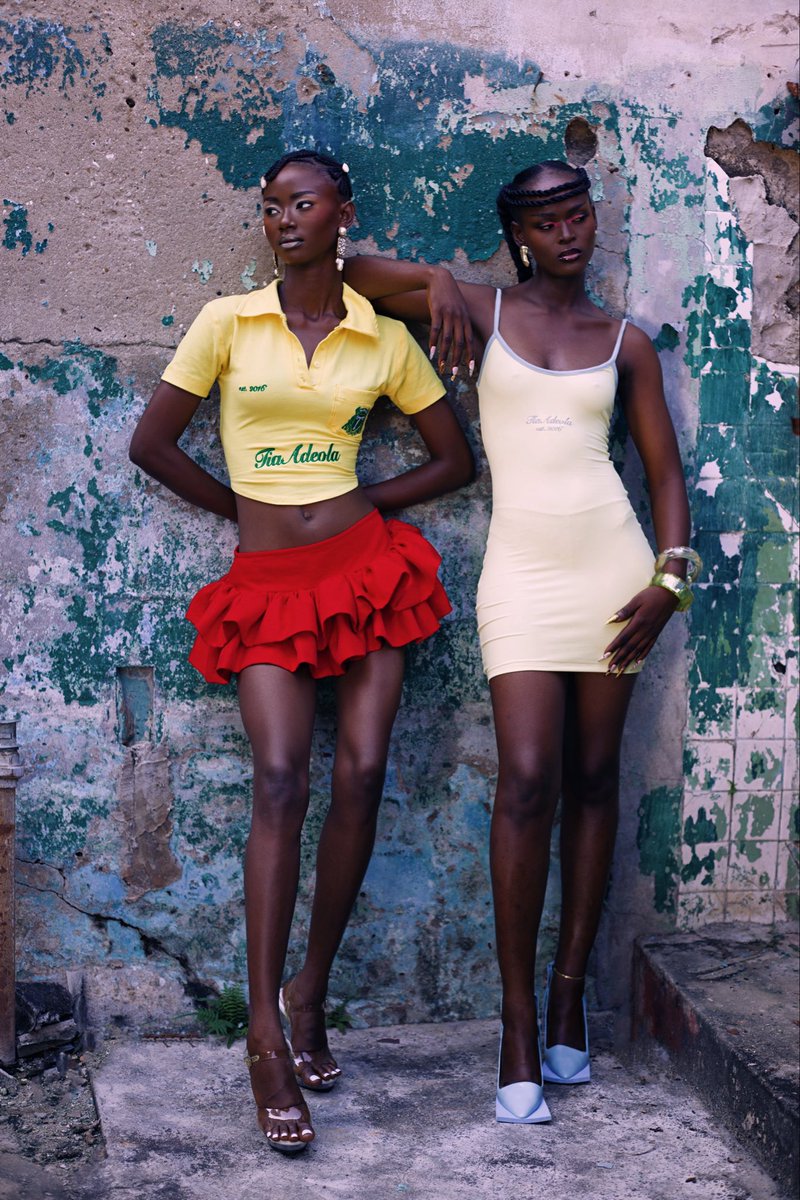 Charis Models tweet media