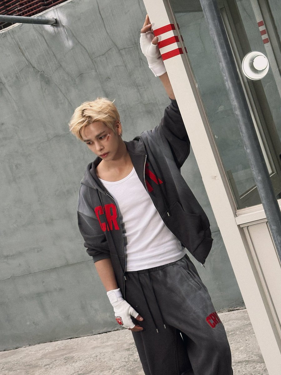 CRAVITY_twt's tweet photo. 러비티 누가 괴롭히면 말해
내가 신고해 줌^^
#세림 https://t.co/aw8HdMWB6E