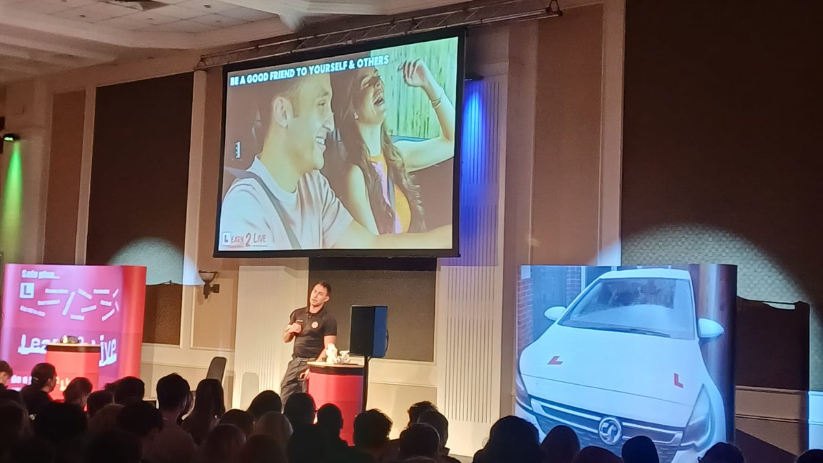 Learn 2 Live tweet media