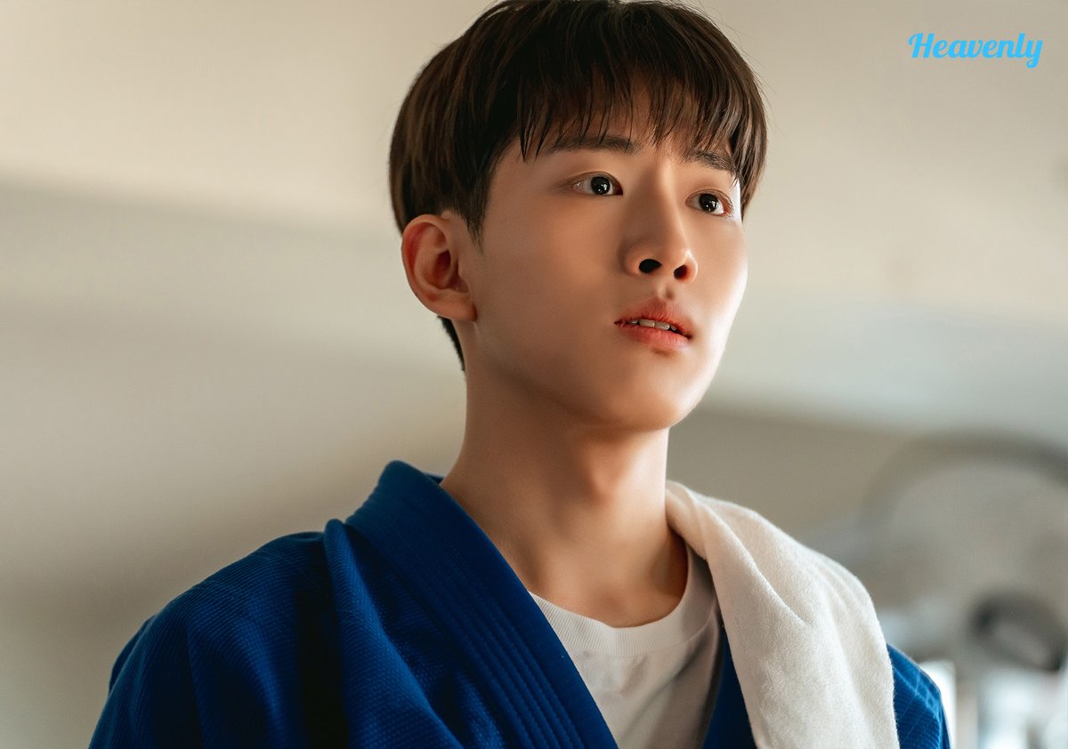 🚨헤븐리 신작 🚨
【복숭아 꽃이 피었습니다】

사랑 때문에 갈등의 중심이 된 도하 🐰
하지만 도화살은 아랑곳않고 더더욱 피어난다 🌸

<복숭아 꽃이 피었습니다> 5~6화, 오늘 저녁 6시 공개!
🔗 s.amond.cc/WSJDYc

#복숭아꽃이피었습니다 #PeachTrap #수빈 #차세진 #이도한 #차유현