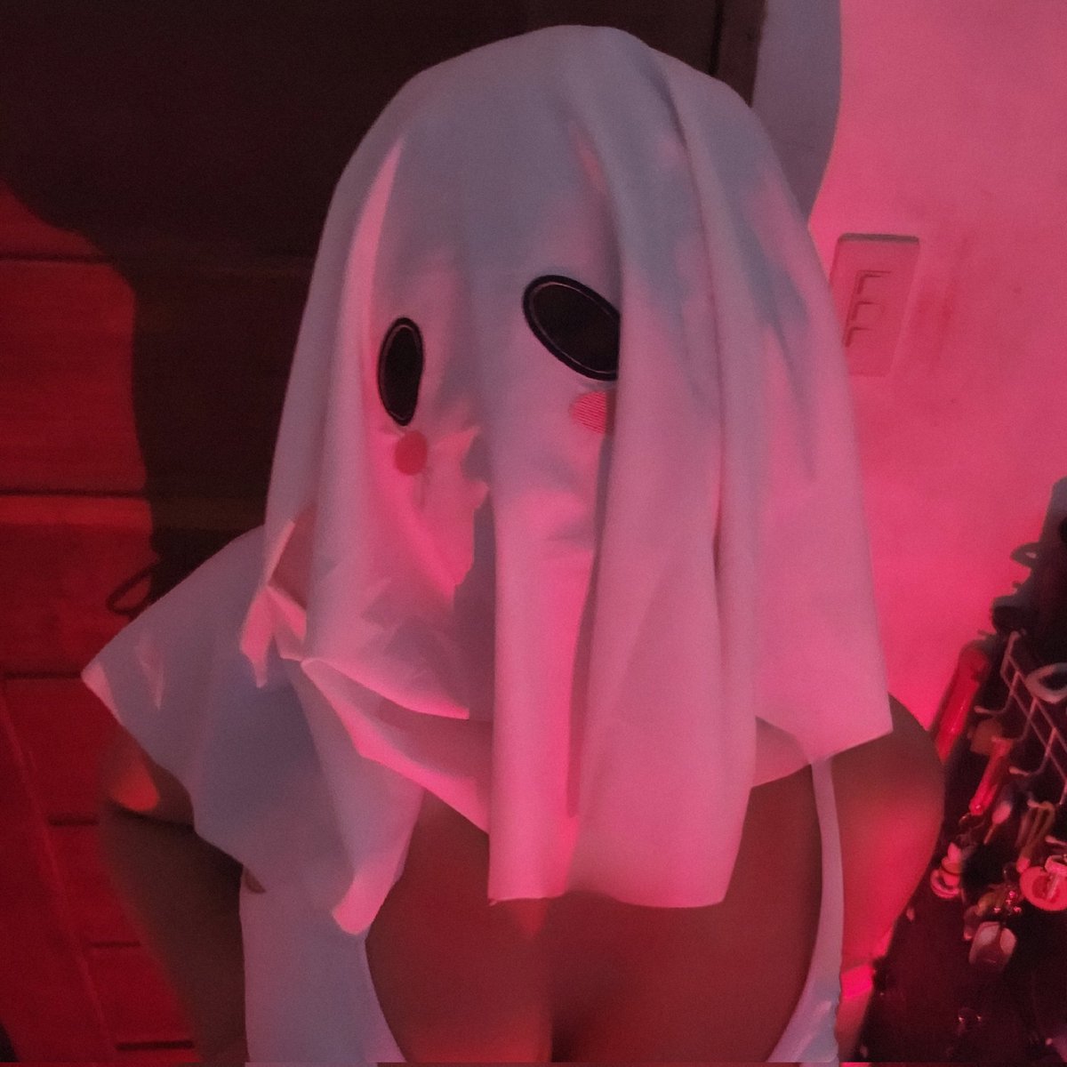 queenchipot18's tweet image. #NewProfilePic