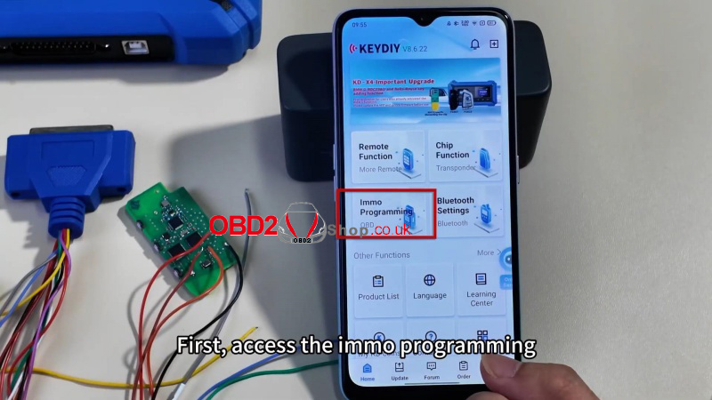 Obd2shopuk's tweet image. This guide explains how to use the KEYDIY KD-X4 Key Programmer to add a new BMW U chassis BCP original key. The process is simple and quick in 2 minutes.
blog.obd2shop.co.uk/how-to-add-bmw…
#KEYDIY #BMW #KeyProgramming #DIY