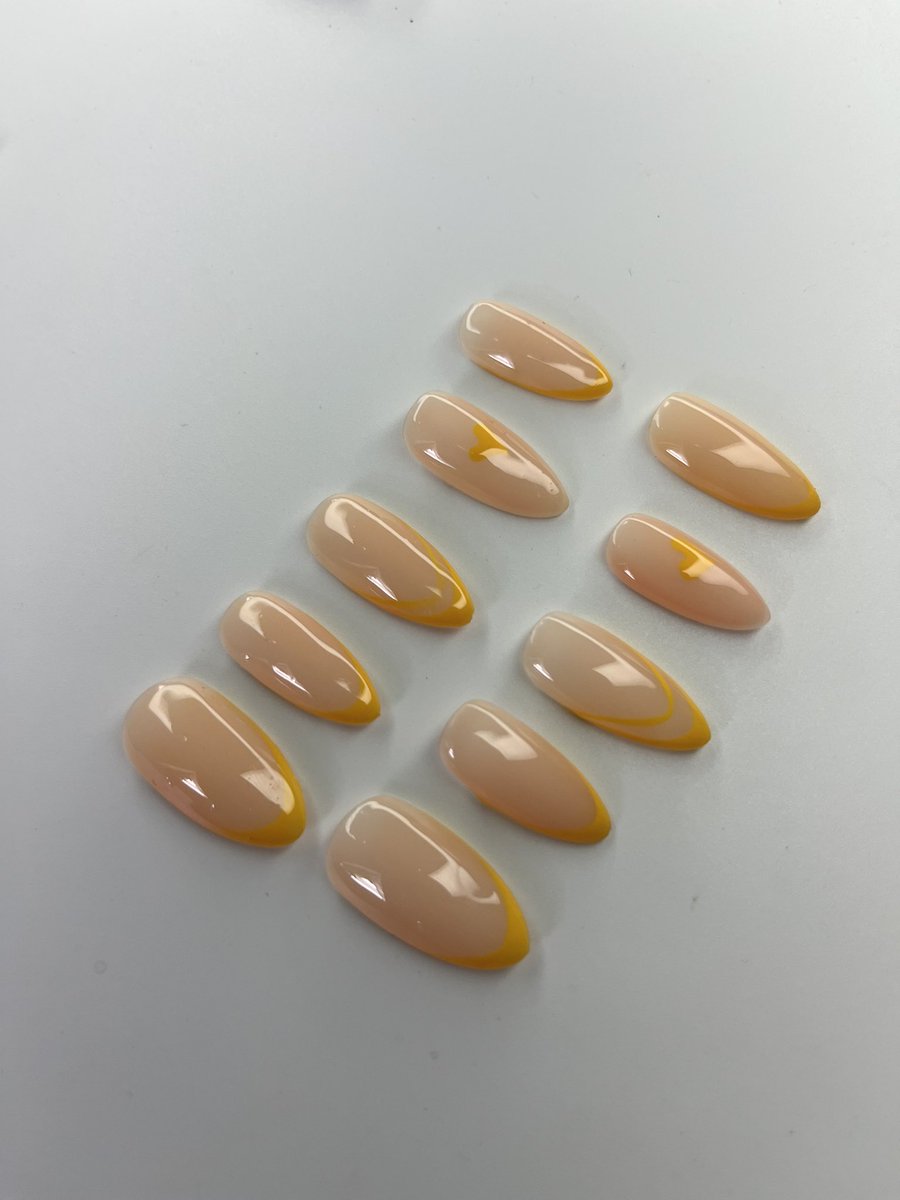 5and12luxury's tweet image. Something yellow and subtle 💛
-
Kindly retweet, my customer might be on your TL 🙏💛