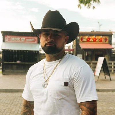 Splendor355571's tweet image. #NewProfilePic