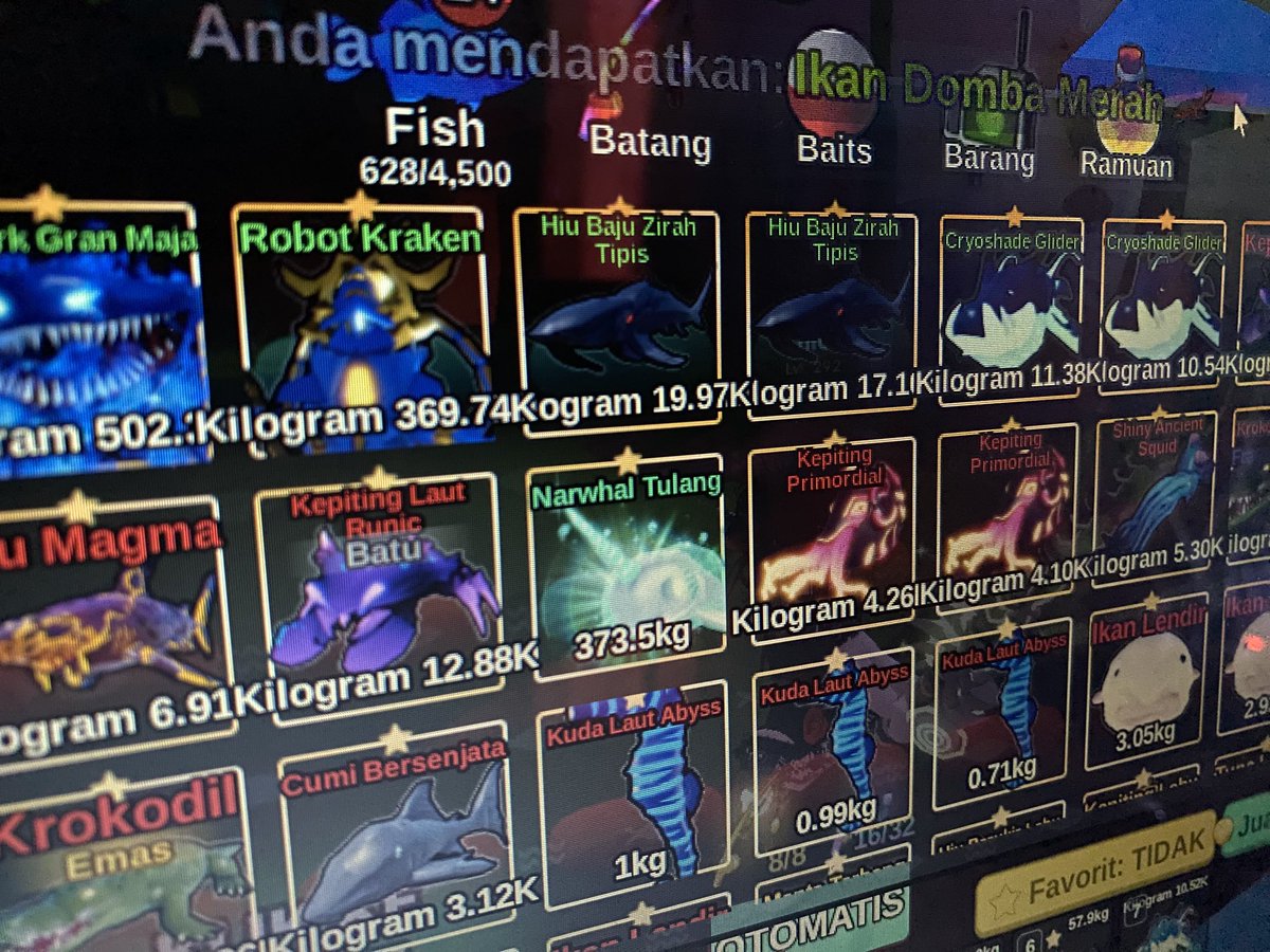 cloudkisseus's tweet photo. belum 3 hari main ini tapi hari ini dapet 3 secret >____! talon kamu sengaja ya biar aku beli skin payung kinyis-kinyis itu. https://t.co/6fuat6a46Y