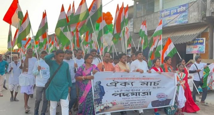MY Bharat, Diamond Harbour. tweet media