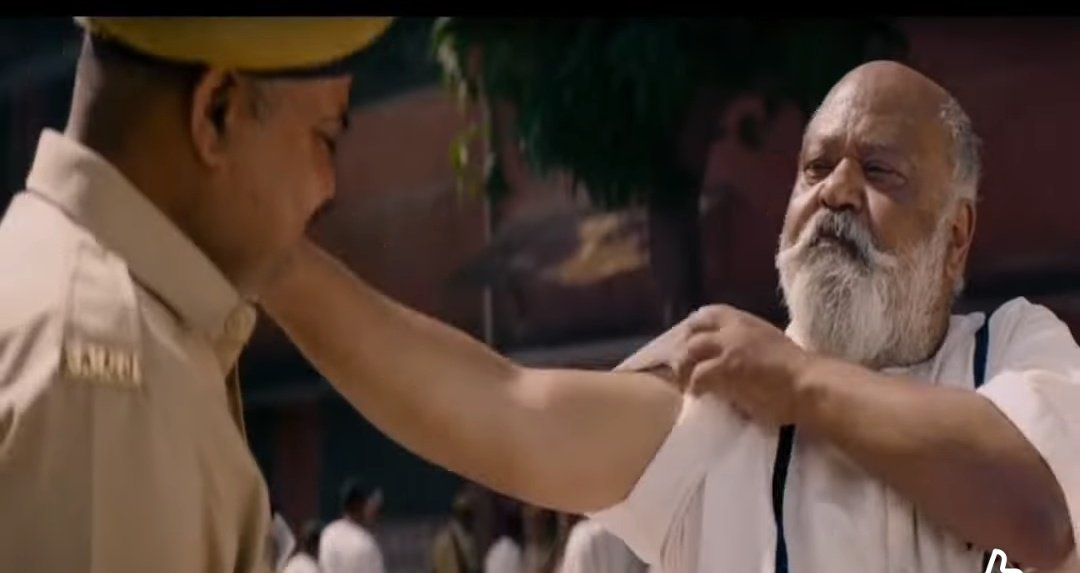 चाटने की कला जो है!