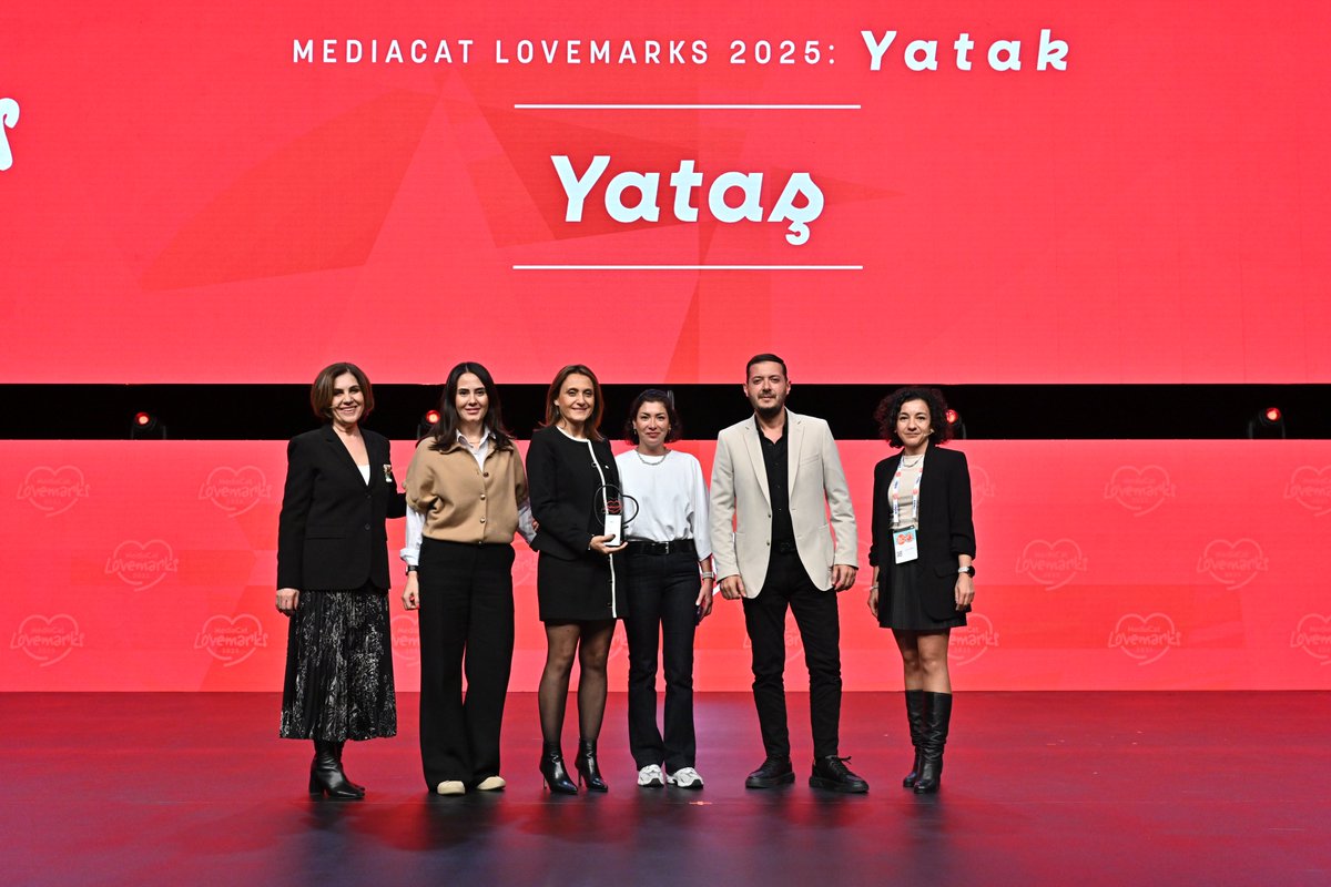 Türkiye’de “yatak” denince akla gelen ilk marka olan Yataş Bedding, MediaCat ve Ipsos tarafından gerçekleştirilen ‘Türkiye’nin Lovemark’ları 2025’ araştırmasında, yatak kategorisinde Türkiye’nin en sevilen markası seçildi.
Haberin devamı için:
mallreport.com.tr/2025/11/19/tur…