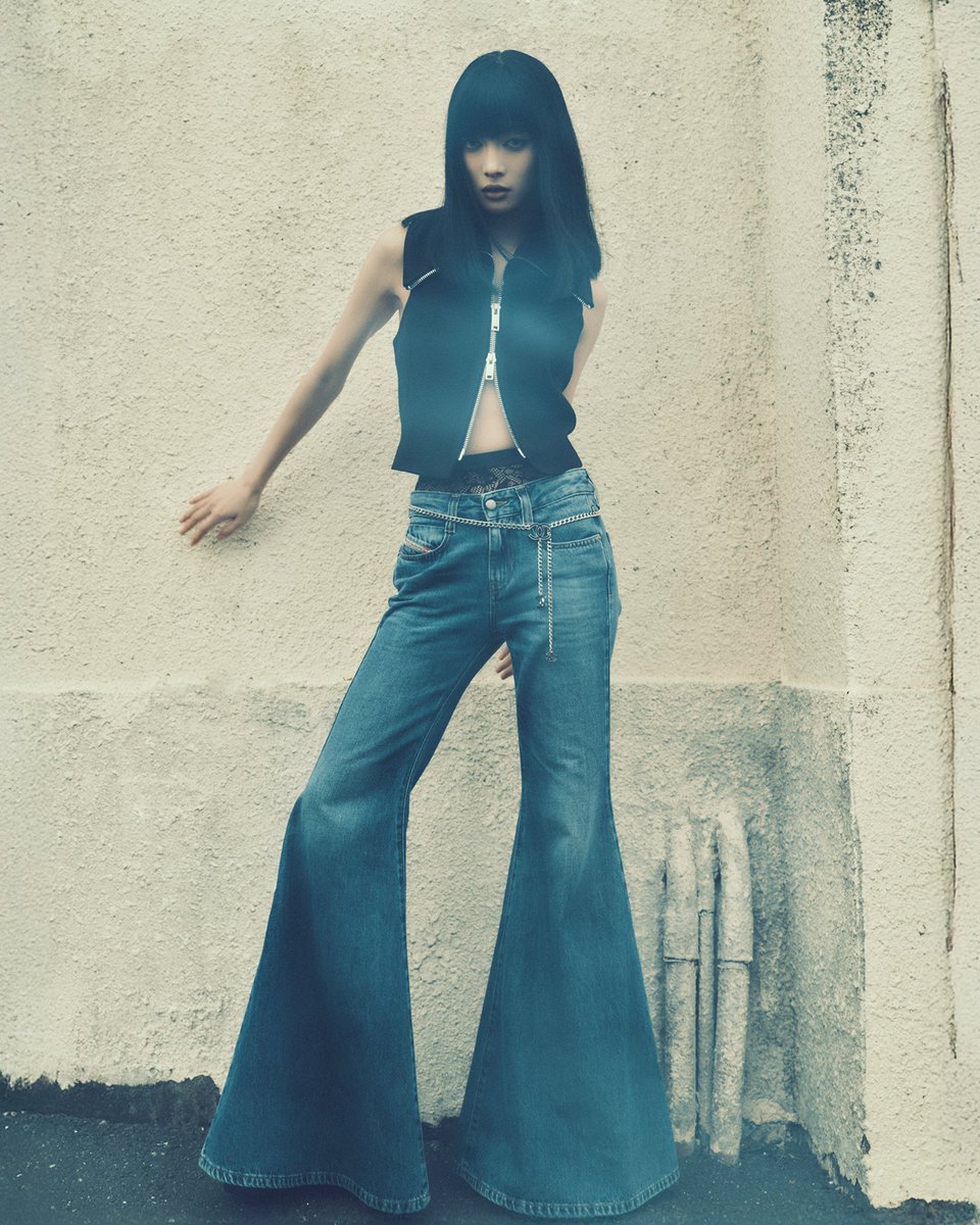 XGOfficial_'s tweet image. JURIN ASAYA
PS118 (feat. Rapsody) @Rapsody

Music Video
🎥youtu.be/IRXAUlcBgIk

Streaming/Download  
🎧jurinasaya.lnk.to/PS118

#JURIN_ASAYA 
#Rapsody
#PS118
#XG #XGALX