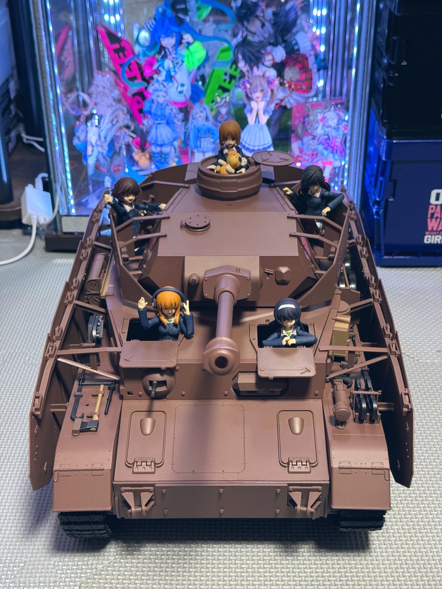 bt42kizk's tweet image. Ⅳ号戦車をつくる、97号まで組み上げました。

ギリギリ追いついた！
残り3号で完成です。