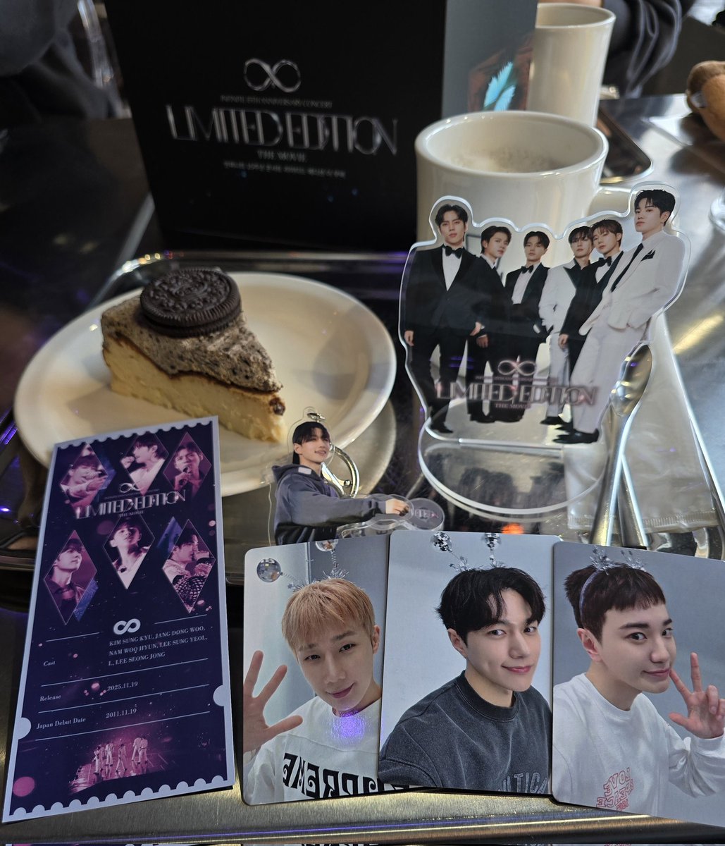 bongognob's tweet image. 意を決して行った本国コンサート
ヨボンが壊れたと勘違いして落ち込んでいたコンサート（結果、ただの電池切れ😂）
いろんな思いが交錯して涙が…(*T▽T*)
INFINITE 사랑해 💕💕
#INFINITE #LimitedEdition