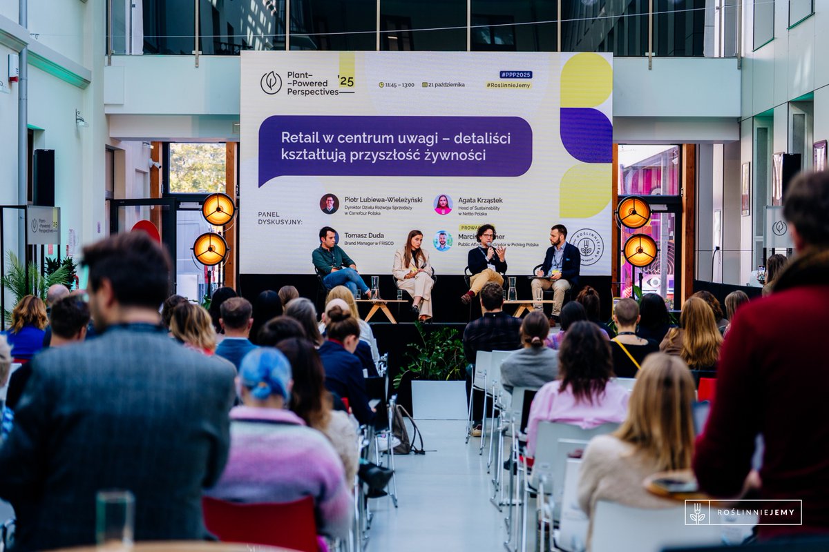 ProVeg_Int's tweet image. Last month, as partners of the Plant-Powered Perspectives conference, ProVeg Poland successfully brought the plant-based transformation of the retail sector into the spotlight – showing how retailers can actively shape a more sustainable and resilient food system in Poland.  🇵🇱