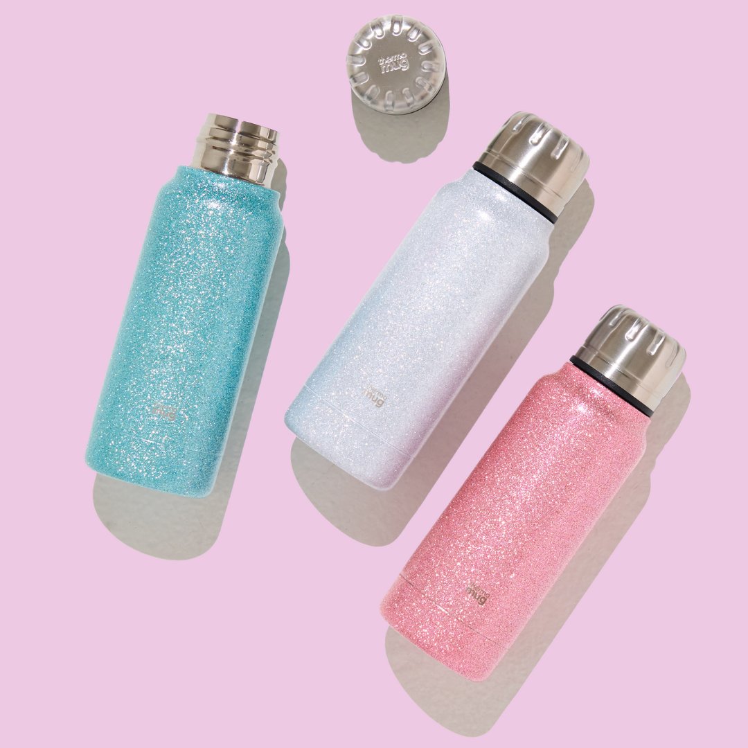 plazastyle's tweet photo. ✨11/30(日)までPLAZA先行販売✨

グリッターがテンション上がる！💘
『thermo mug(サーモマグ)』から、折り畳み傘をイメージした、スタイリッシュでスマートな真空断熱2重構造ボトル「アンブレラボトル ミニ グリッター」が登場💎

内容量約190mlとコンパクトなサイズ感で、ちょっとそこまでのお散歩や、小さいかばんを持つ時にも便利です◎

アイテムはこちらをCHECK！▷https://t.co/InDPlUdBK1