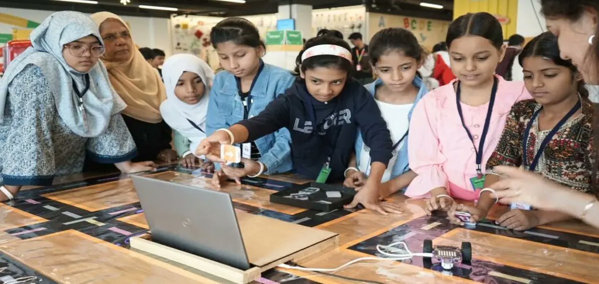 AssamAwaz's tweet image. NEWS FEATURE || মুম্বাইৰ ৰাজপথৰ পৰা PiKademy-এ আৰম্ভ কৰিছে নতুন শিক্ষা বিপ্লৱ

Read: assam.awazthevoice.in/india-news/a-n…

#Mumbai #PiKademy #Education #Maharashtra #InnovationInAction #Innovators #vocationalstudy @Mumbai @Pikademy @ServingBharat @EduMinOfIndia @CMOMaharashtra @AssamAwaz