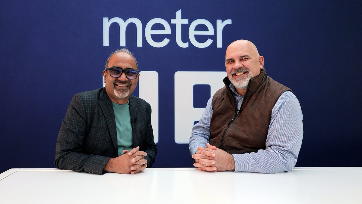 sarbjeetjohal's tweet photo. With @BobLaliberte during #MeterUP conference in San Francisco, earlier today! Video will be out tomorrow!
Thanks @ShellyKramer for making us laugh on video, this picture is taken from that video! You are the best! https://t.co/E8wuWgVcQu