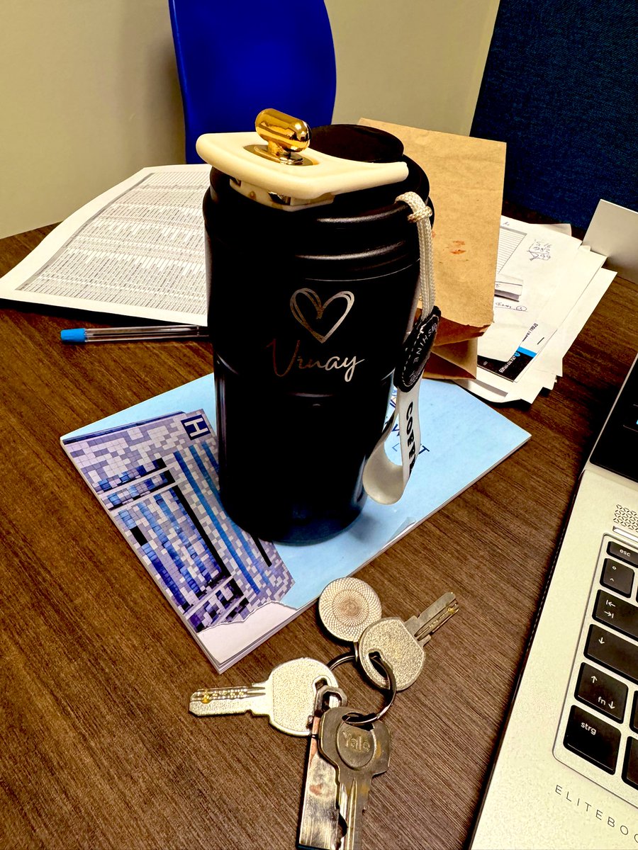 यहाँ भी चल रही है साहब 🧿🖤