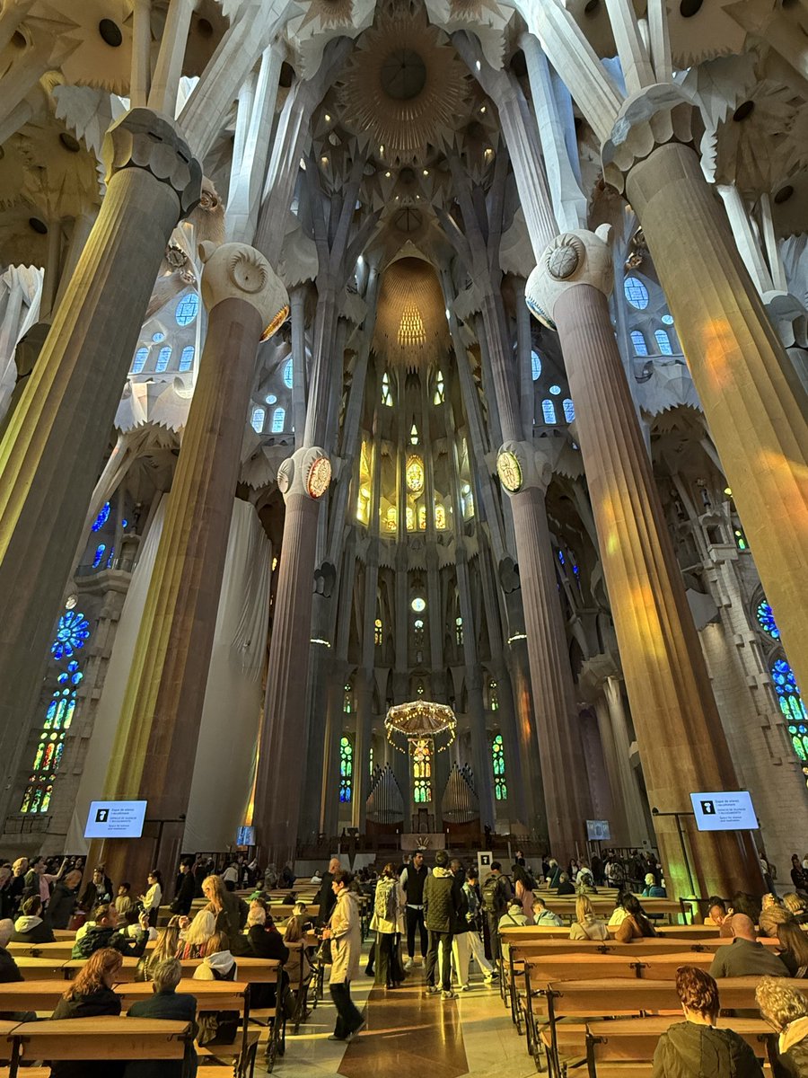 fmalik89's tweet photo. Barcelona https://t.co/GbW9OKEUid