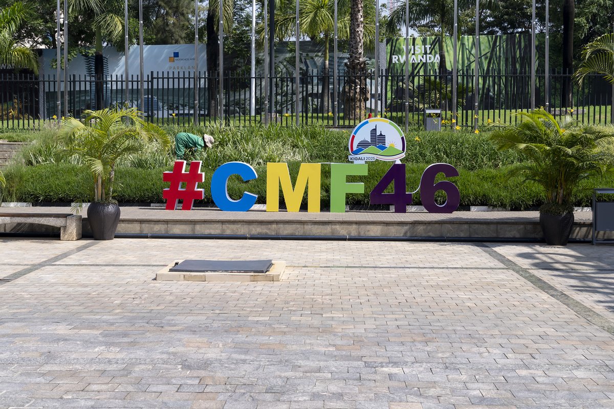 M. Sorin Mihai Cimpeanu 🇷🇴 reçoit les honneurs de <a href="/CmfKigali2025/">Conférence ministérielle de la Francophonie 2025</a> <a href="/OIFrancophonie/">La Francophonie</a>, pour sa riche activité durant ses 2 mandats de Président de l’<a href="/auf_org/">AUF</a>. Son engagement à la Francophonie continue: Pres Deleg Parlement Roumanie🇷🇴 &amp; membre Bureau <a href="/APFfrancophonie/">APF. Francophonie</a> + membre CA AUF