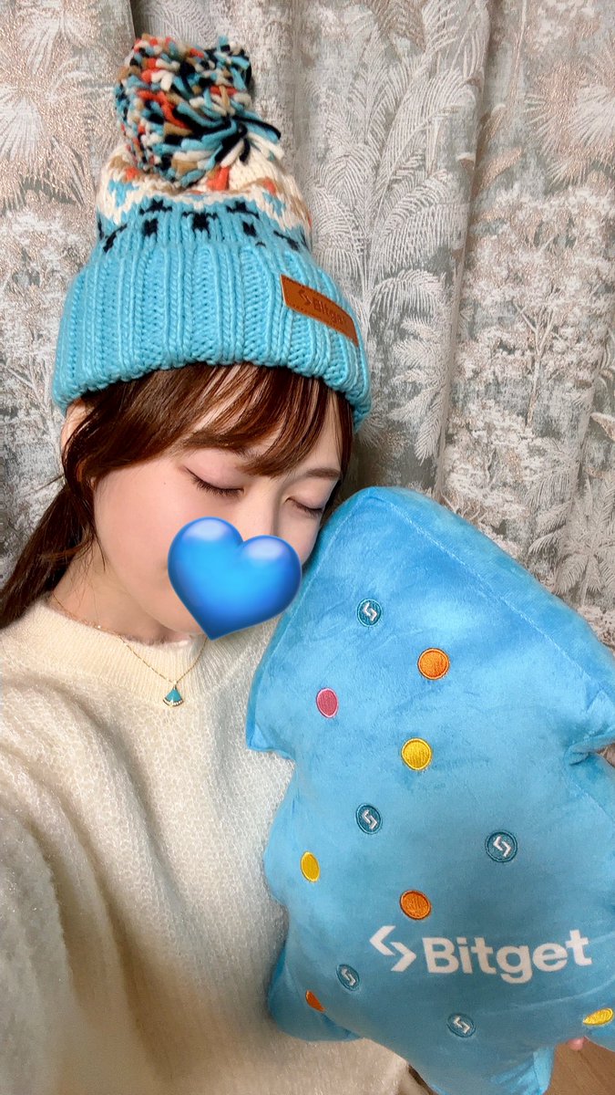 rinpro_btc's tweet image. #Bitget で冬コーデ⛄️🎄

ニット帽かわいい〜🩵
これ被ってスノボー行きたい🏂

#仮想通貨 #crypto