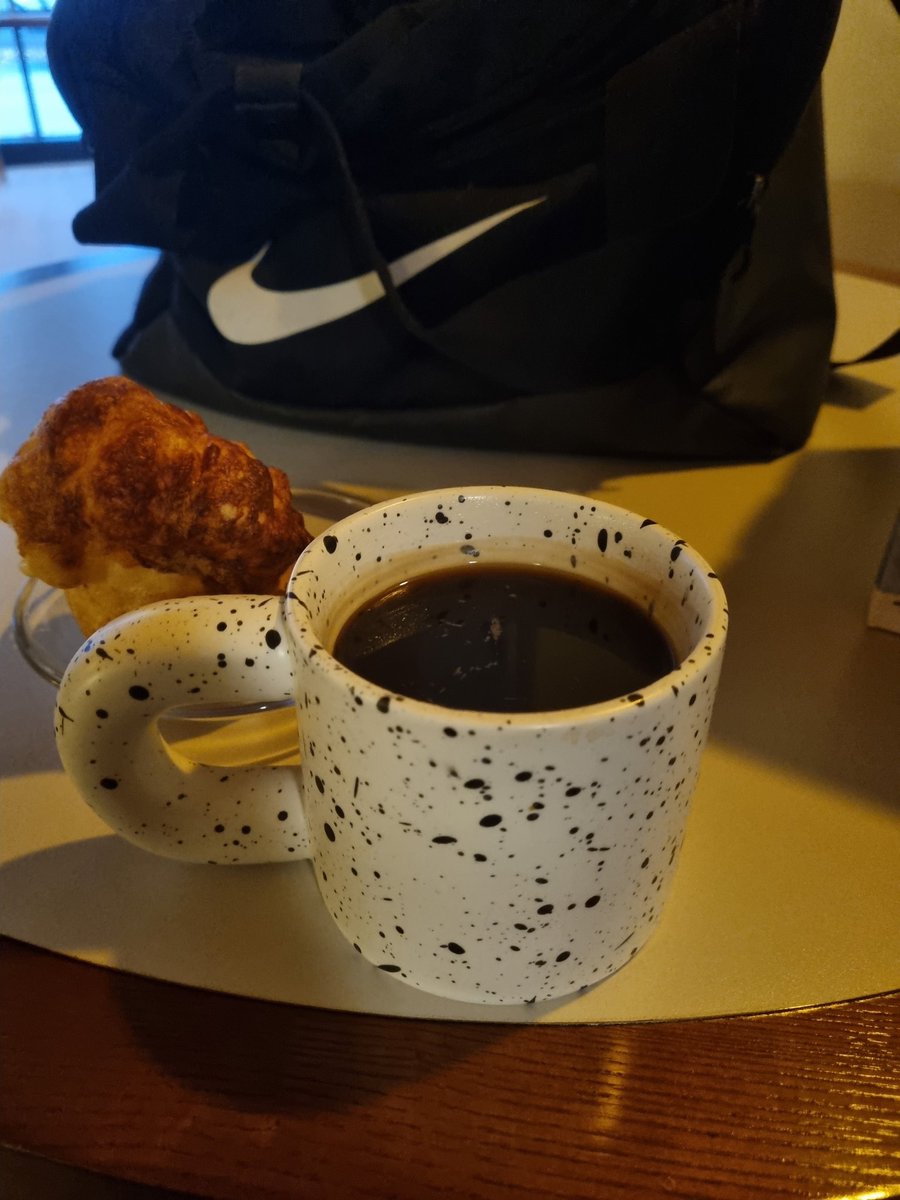 MooAngKing (@jet8328) on Twitter photo 