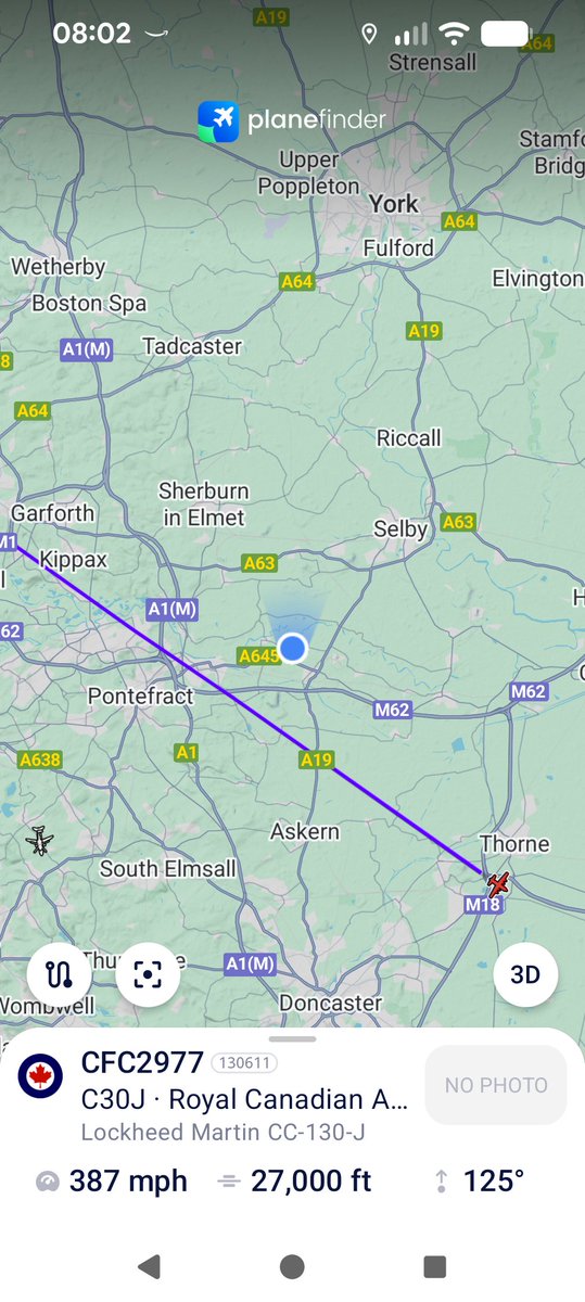 SixNewton's tweet image. Must be #cold #Contrails from a #Hercules #rcaf