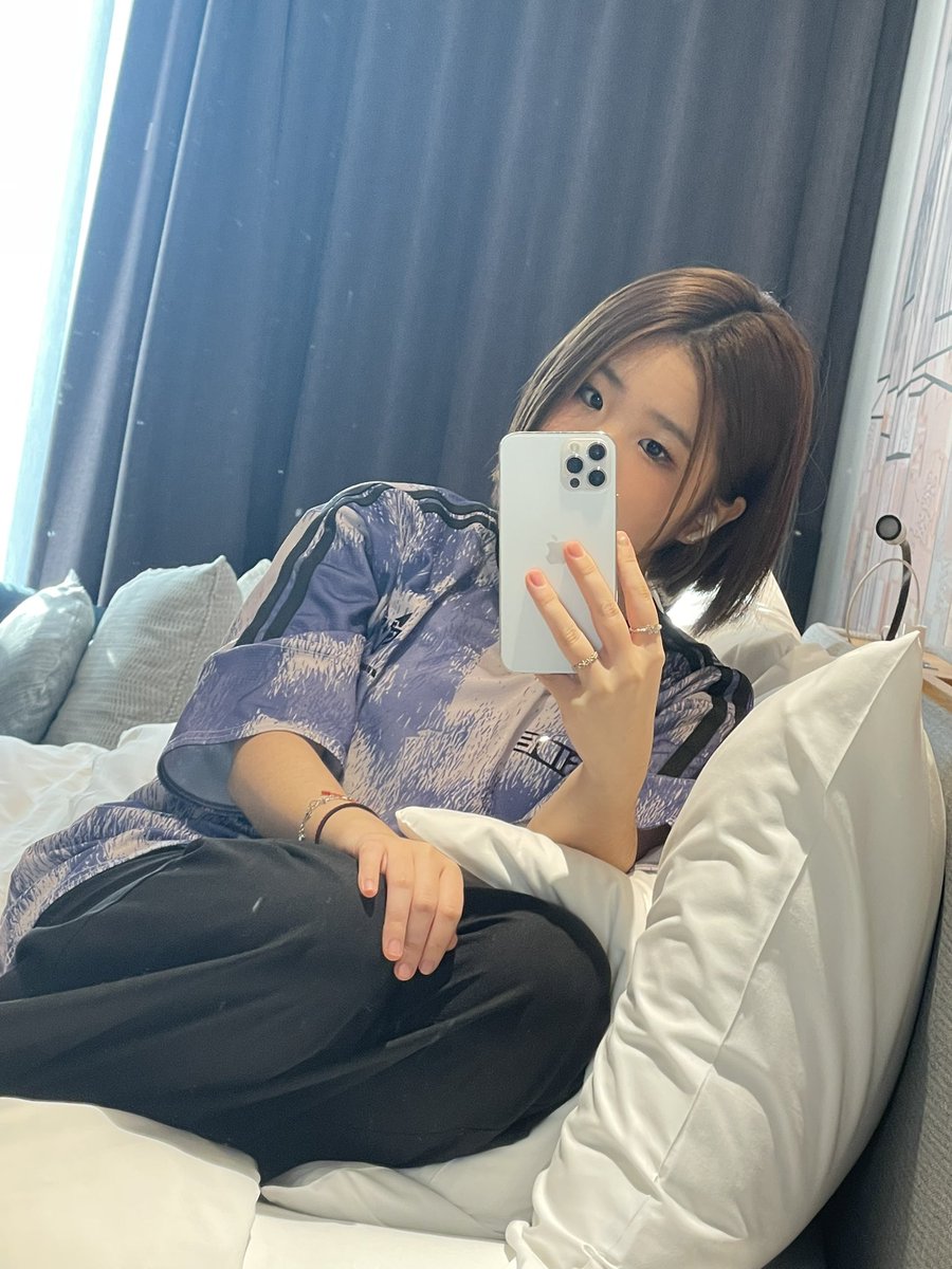 ddaaana15's tweet photo. 🤫 tmr :3 https://t.co/WHYCaY8K7V