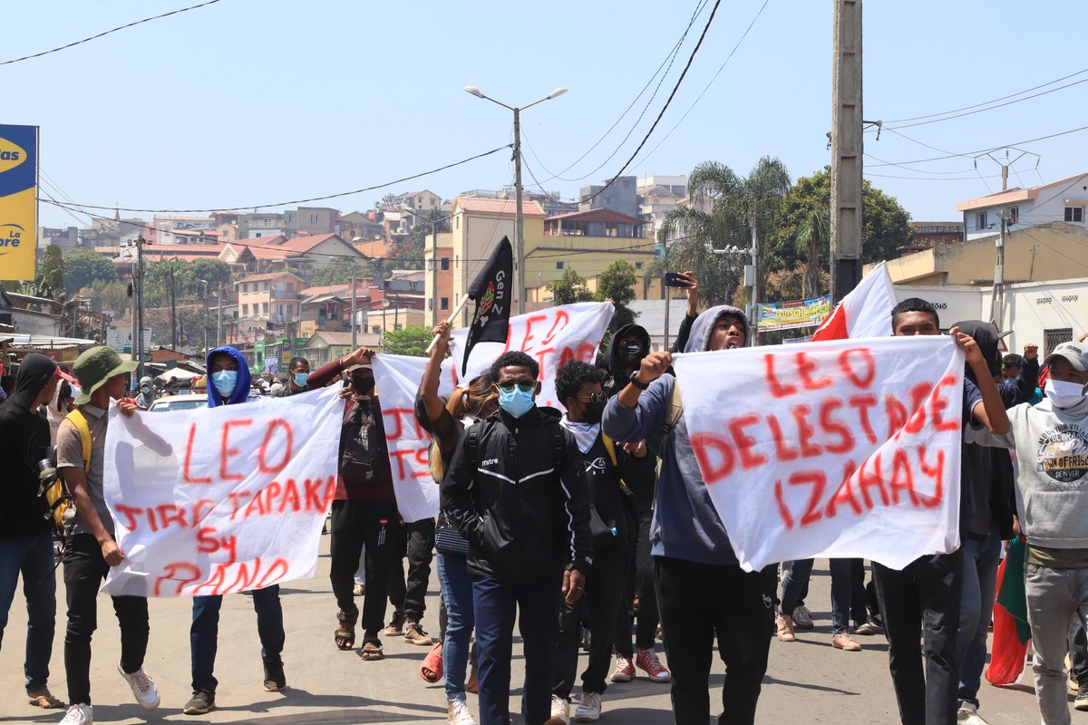 Forus_Int's tweet image. 📢 La @pfnoscm , membre Forus, appelle à refonder le Madagascar sur l’intégrité &amp;amp; la participation inclusive.

Priorités : intégrité, gestion des conflits, dialogues inclusifs, espace civique ouvert.

📄 Communiqué complet 👉 forus-international.org/en/pdf/lespoir…

#Madagascar #SociétéCivile