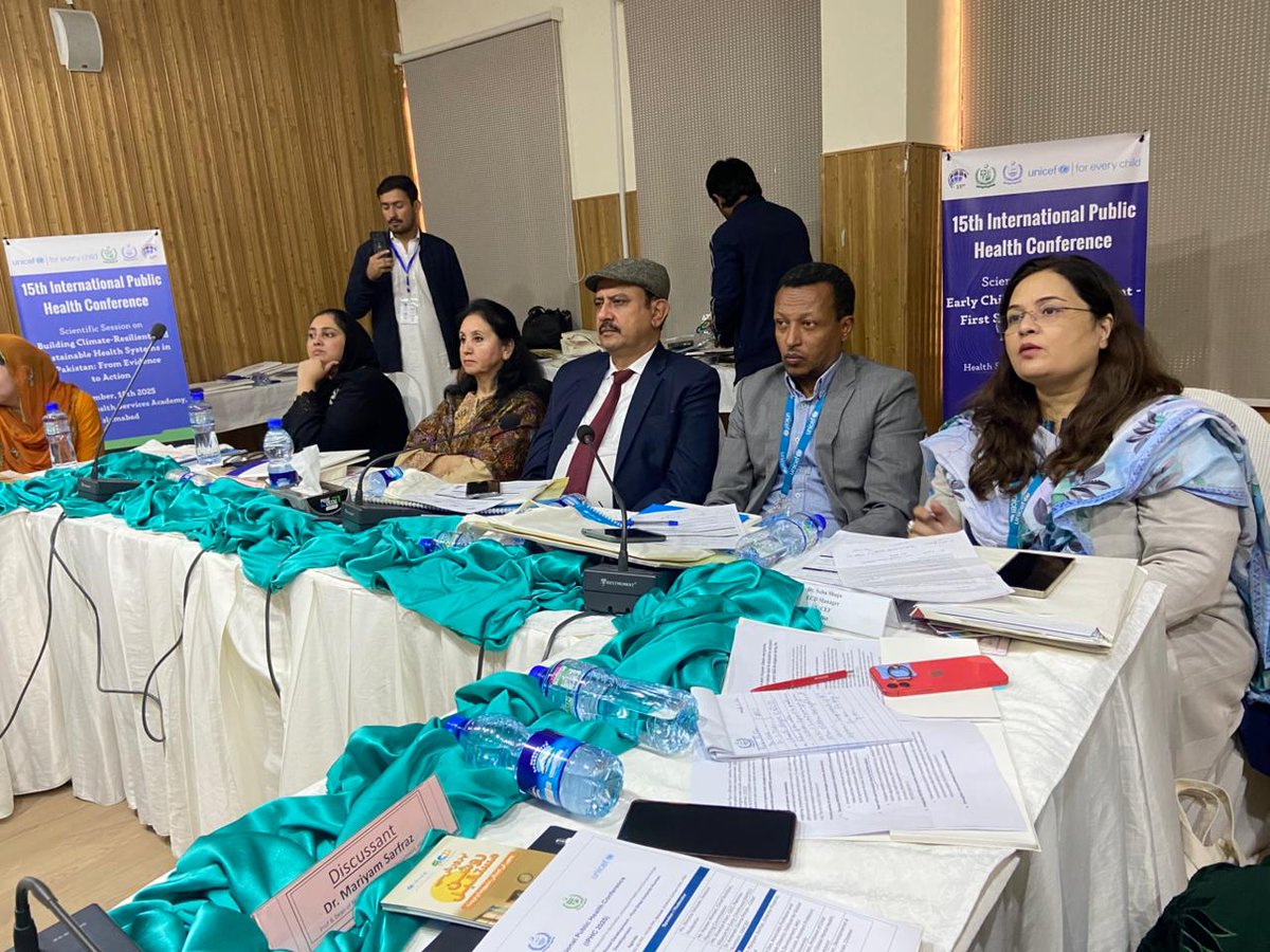 HealthSAcademy's tweet image. HSA &amp;amp; UNICEF hosted a scientific session on “Early Childhood Development – First Step towards Human Development” at IPHC 2025. Experts highlighted how early experiences, maternal well-being &amp;amp; climate stresses shape the first 1,000 days, calling for stronger cross-sector action.