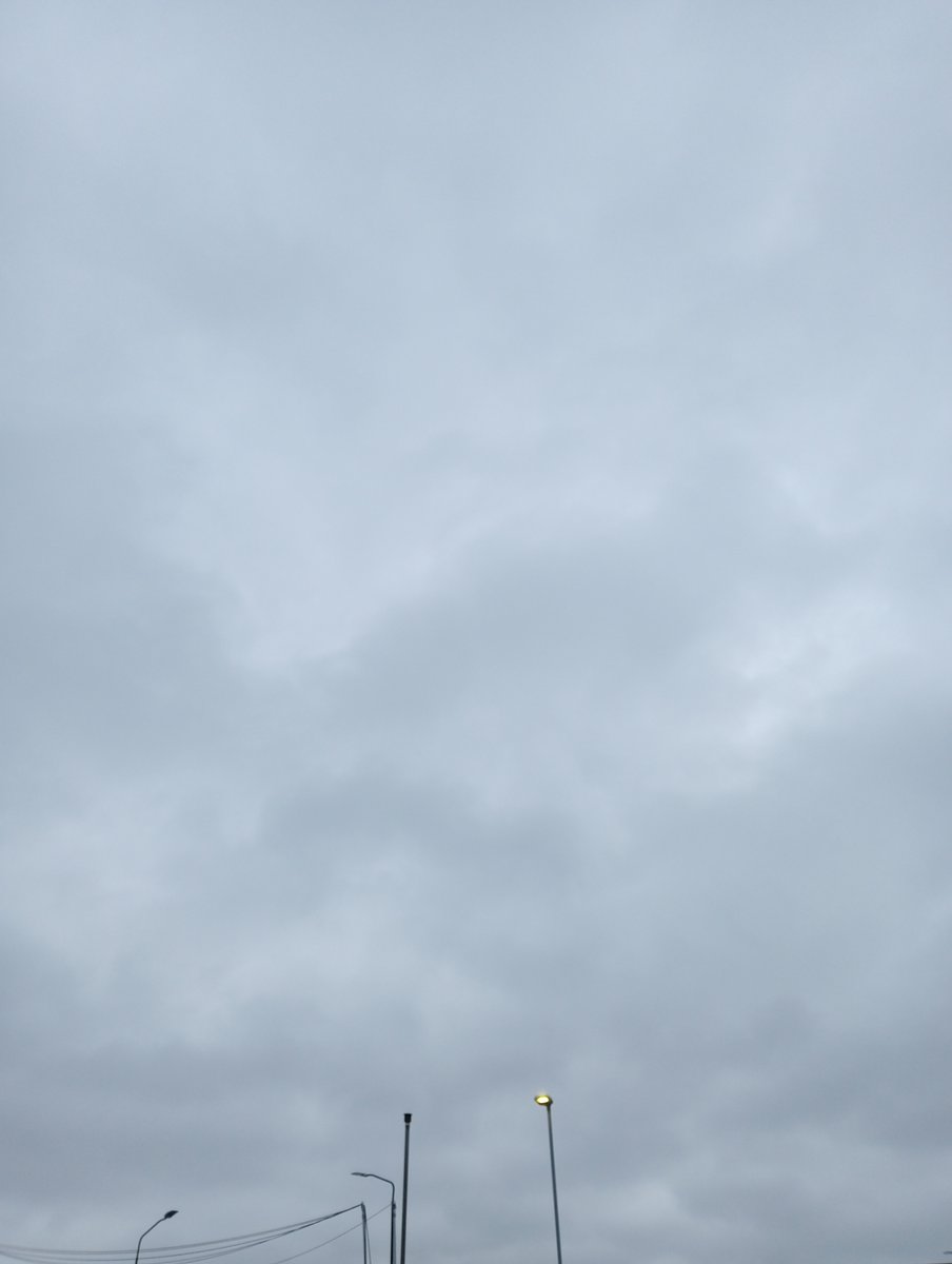 Lavante21575499's tweet image. The Netherlands, November 19th. #geoengineering miserable and grey here today.  #HAARP #DOPPLER #NEXRAD #EISCAT