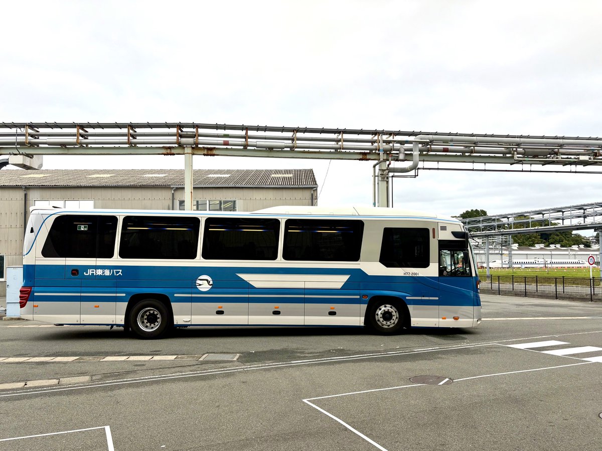 JRtokai_bus's tweet image. バス田です。

昨日、12/14のツアー「『つばめ』と『はと』の共演＠鈴鹿サーキット」について、お申込みいただいた皆様に抽選結果をお送りいたしました。

当選された方はおめでとうございます。…