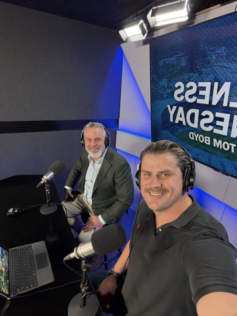 Last show of the year! What a blast and thanks <a href="/1116sen/">SEN 1116</a>