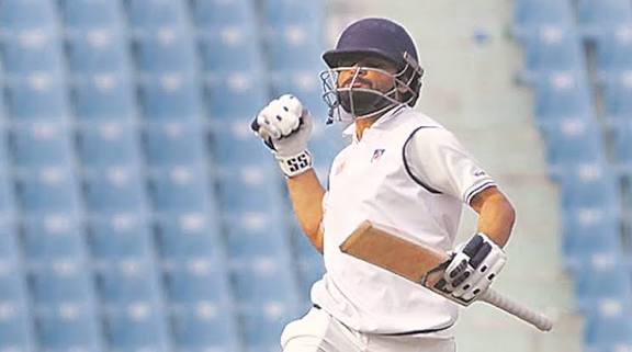 AshuKharwa66211's tweet image. RINKU SINGH A PURE CLUTCH CLASS INNINGS IN THE RANJI TROPHY.

HE MADE 176(247) RUNS AGAINST TAMILNADU IN THE RANJI TROPHY 🏆.

#RanjiTrophy #rinkusingh