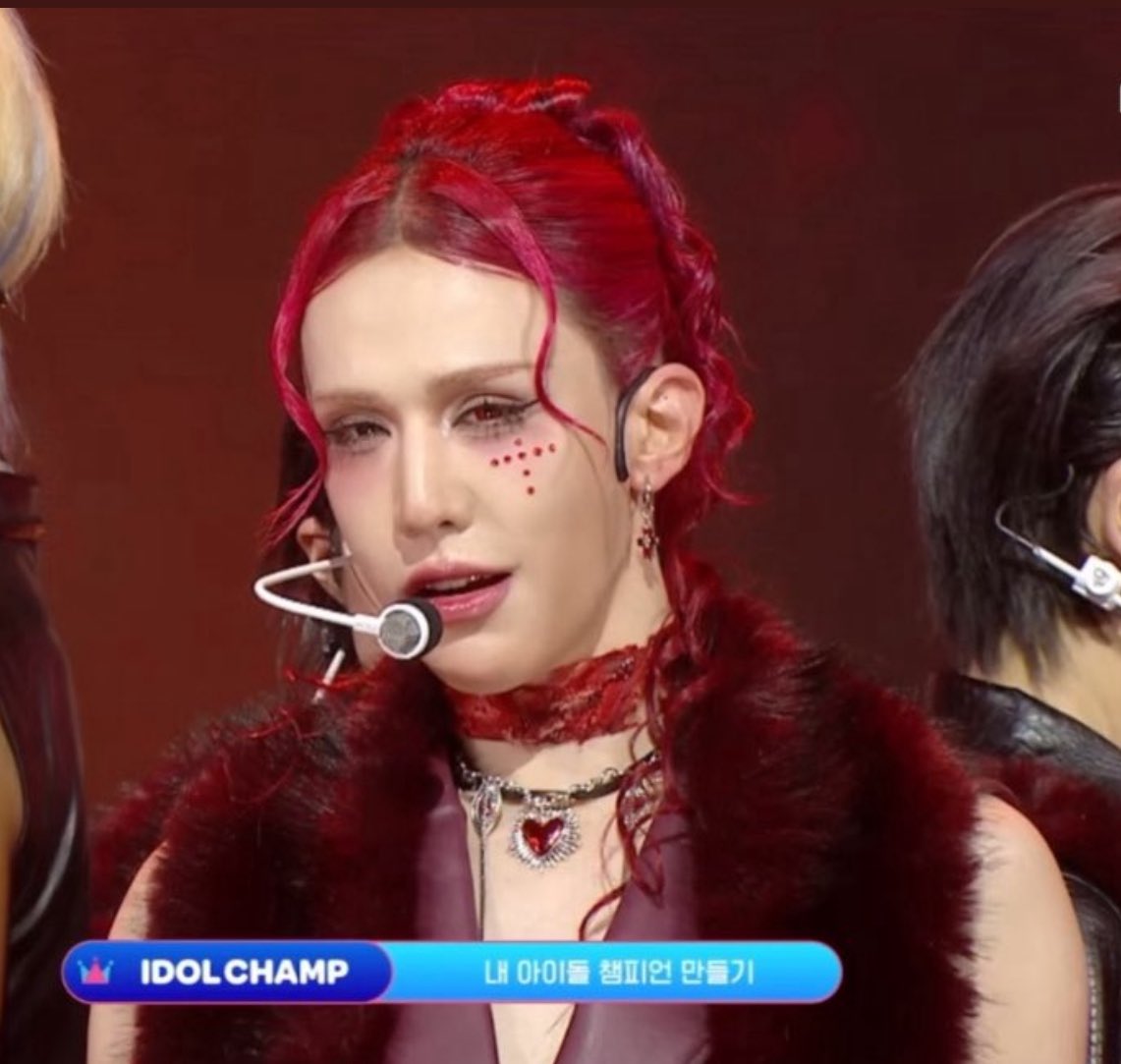 sehnisweet's tweet image. THE MAKEUP !!!!!! VAMPIRE