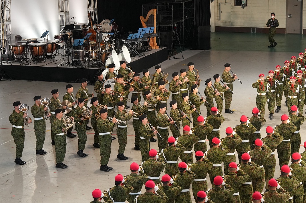 自衛隊音楽まつり③】 第1音楽隊は、日本武道館において、第1師団