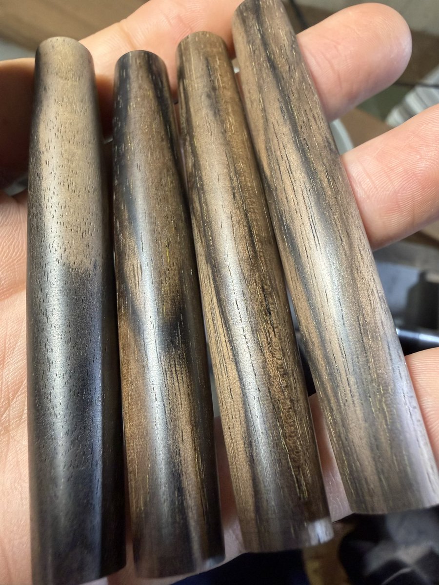 現品販売分製作中です！ 11月20日にBASEに掲載予定です！ 楽しみにして