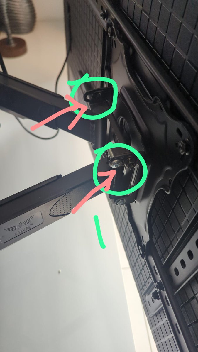 NeedNoNiche's tweet photo. @Sony Firstly, for close to 2Lakh INR, what arrived was a dysfunctional OLED TV day 1, 9Oct2025. It took @SonyElectronics till 20Oct, to send a technician. While unable to to fix it, they also did such god Awful work; They left hair between the panel &amp; back, smudges, and missing screws https://t.co/Zbrlo9pwaW