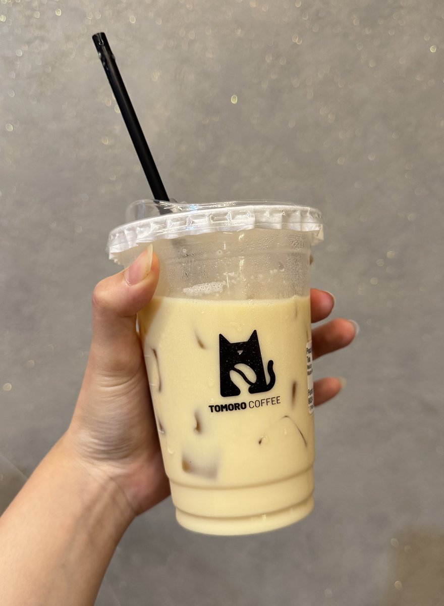 heybogosipeo's tweet photo. joined mutualsku☝🏻

sourdough UENAK. udah cobain milk tea seriesnya jg—peach oolong sama jasmine green tea, jasminenya enak bgt real kunti susu https://t.co/GIg8Ekkr76