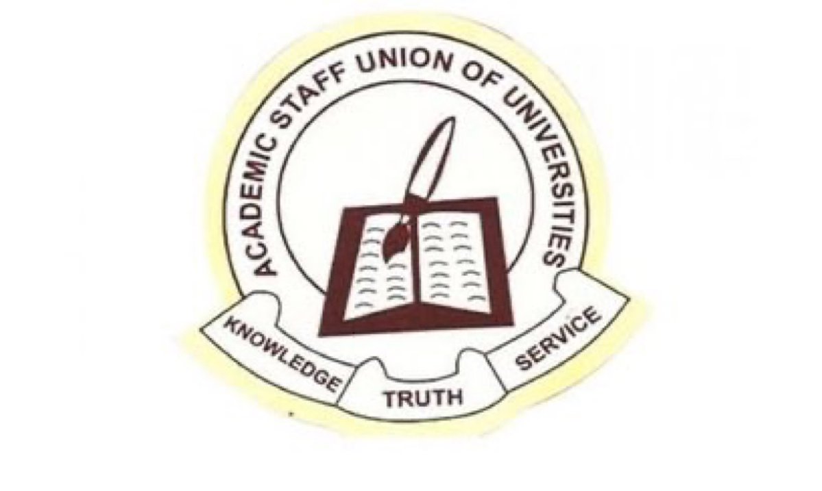NigeriaStories's tweet image. JUST IN: ASUU yesterday lamented what it described as the stagnation of its members, claiming that Nigerian university lecturers have been on the same salary for the past 15 years