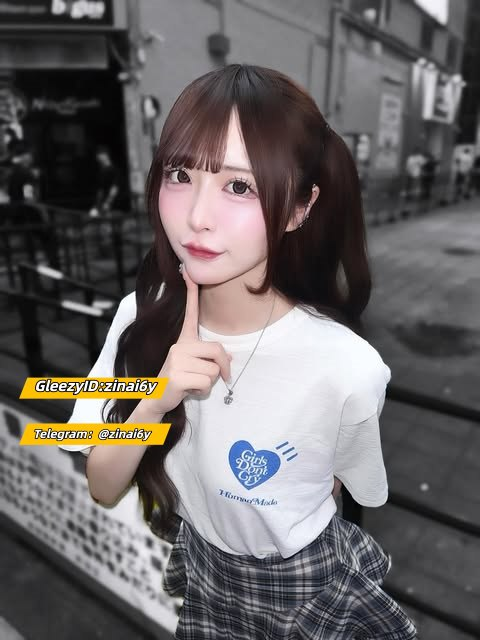 xinggu16's tweet photo. 名前：美桜（みお / Mio）

身長：160cm
体重：45kg
バスト：Cカップ
年齢：22歳

勤務時間：17:00〜00:00

コース料金：
・60分：¥70000
・120分：¥120000

甜美俏皮系の小可愛♡
笑起來有小梨渦，講話軟軟的，
是一種一看就覺得心情變好、很像初戀的那種女生 https://t.co/pnwTsjVPfw