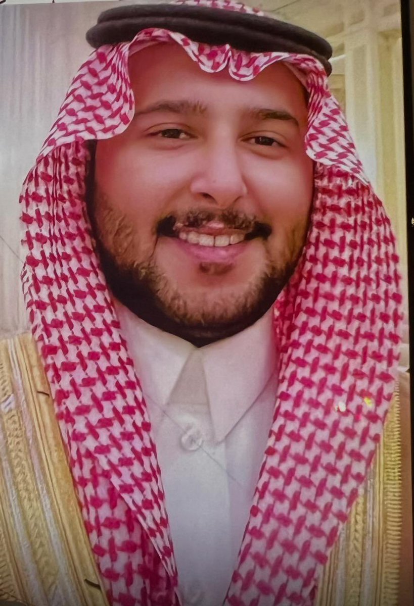 اللهم إن عبدالله بن صالح #الشثري في ذمتك وحبل جوارك، فَقِهِ من فتنة القبر وعذاب النار، وأنت أهل الوفاء والحق، اللهم اغفر له وارحمه، فإنك أنت الغفور الرحيم.
اللهمّ ارحمه رحمةً تطمئنّ بها نفسه، وتقرّ بها عينه.
اللهم عوّض شبابه جنة ونعيما، وأنزله منزلاً مباركاً وأنت خير المنزلين،