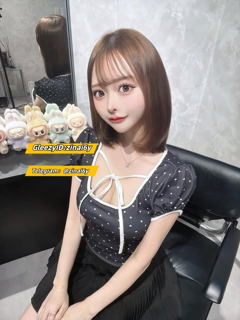 xinggu16's tweet photo. 名前：乃愛（のあ / Noa）

身長：155cm
体重：43kg
バストサイズ：Dカップ
年齢：20歳
勤務時間：17:00～00:00

コース料金：

・60分：72000円
・120分：140000円

乖乖学生系の白虎妹。
看似纯，但被抱住后会变成小声奶音的色气小猫。

「哥哥…再靠近一點…やだ…好羞…///」 https://t.co/yURMZjjh1r