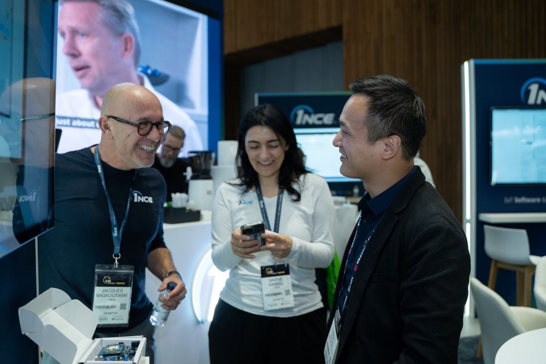 1NCE_IoT's tweet image. Day 2 at @Enlit_Europe — come hang out with us at 📍Booth 1.B70!

☕ Coffee: 9:00–15:00
🍻 Happy Hour: 16:30–18:30

Great drinks, great conversations, and plenty to talk about in the world of IoT + energy.

#1NCE #EnergyTech #IoT #SmartUtilities #EnlitEurope