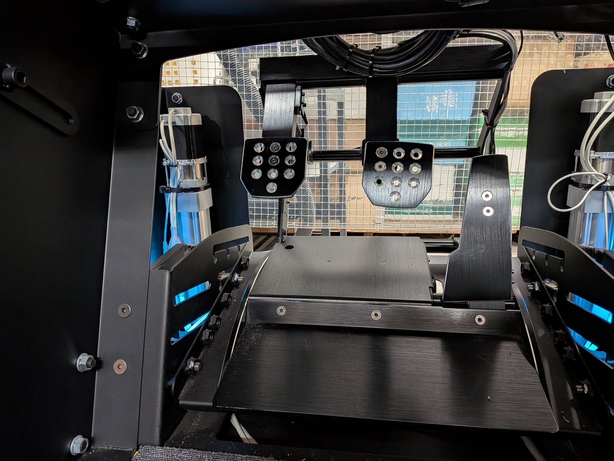 shield_kanayama's tweet image. SHIELD Co.,Ltd Parking＆MotorSports

Simulator導入から数年経過し
お知合い限定にてご案内しておりましたが、TSK株式会社 様ご協力頂き一般販売を開始します！

tsksim.com

詳細は下記をご覧下さい
facebook.com/share/p/1711ra…